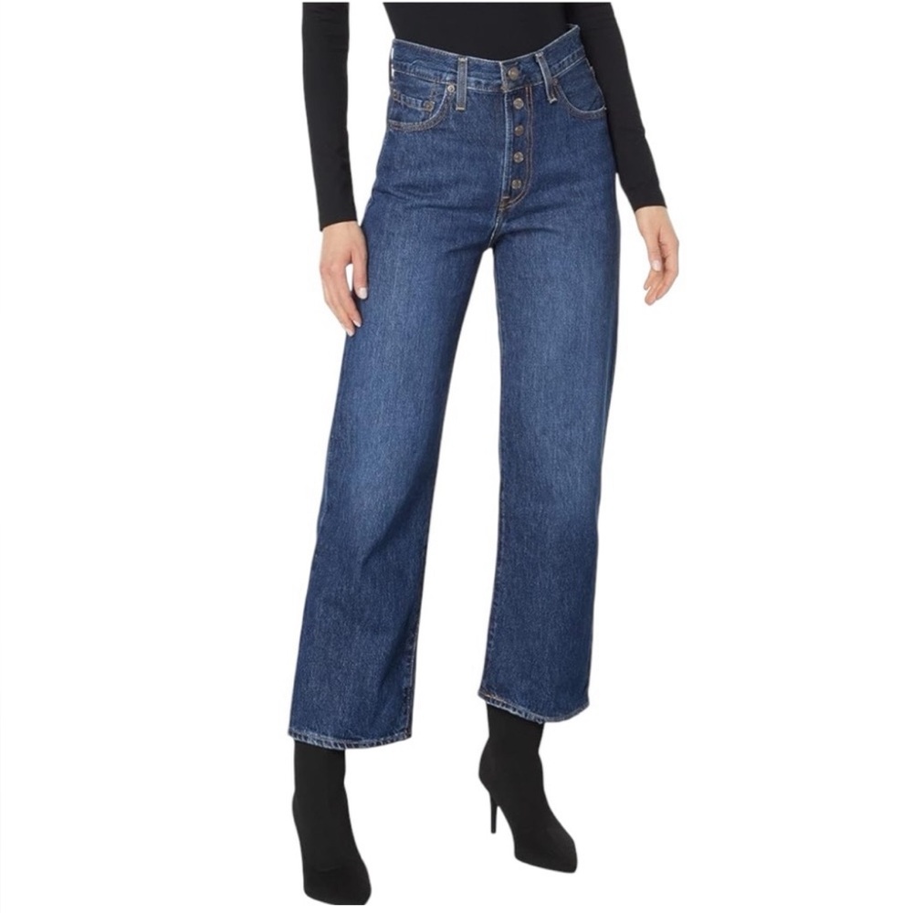 Levi’s Ribcage Snap High Rise Ankle Jeans